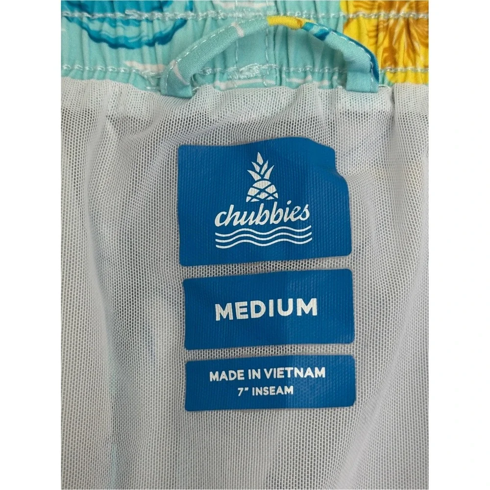 chubbies Mens Medium The Flarrots‎ 7 Inch Swim Trunk Aqua Flamingo and Hibiscus